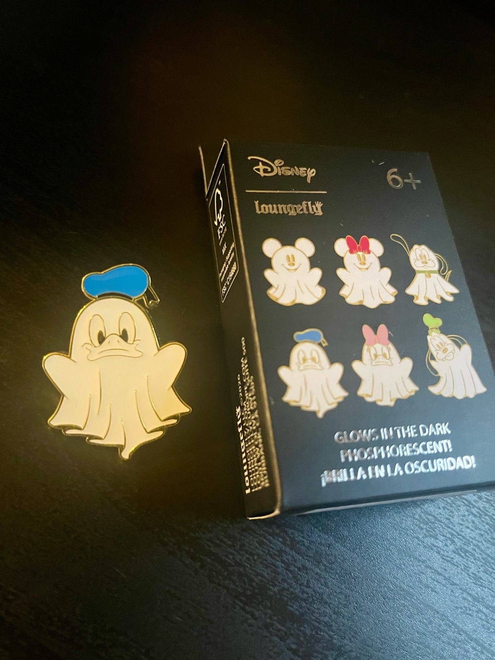 Loungefly Disney Ghost blind box pin - Donald Duck